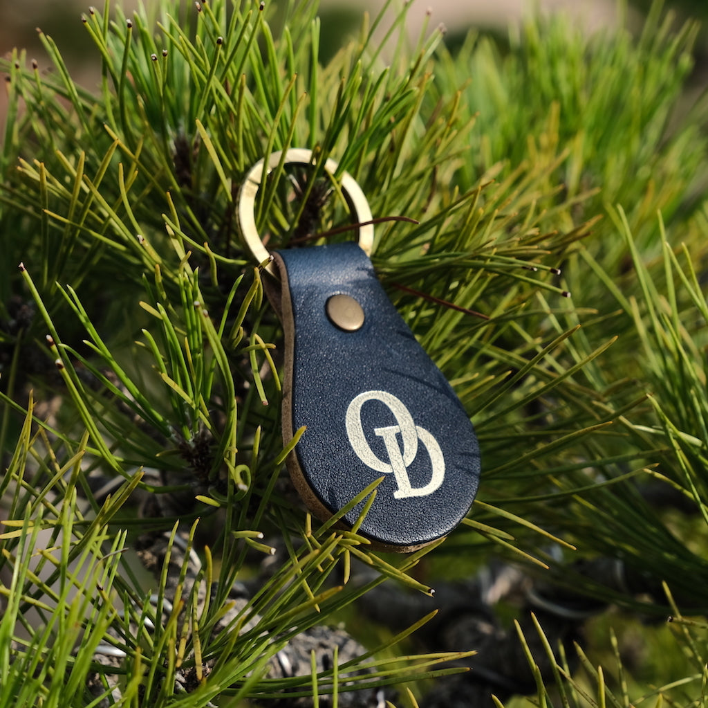 Okayama Denim Natural Indigo Hand Dyed Horsehide Keyholder