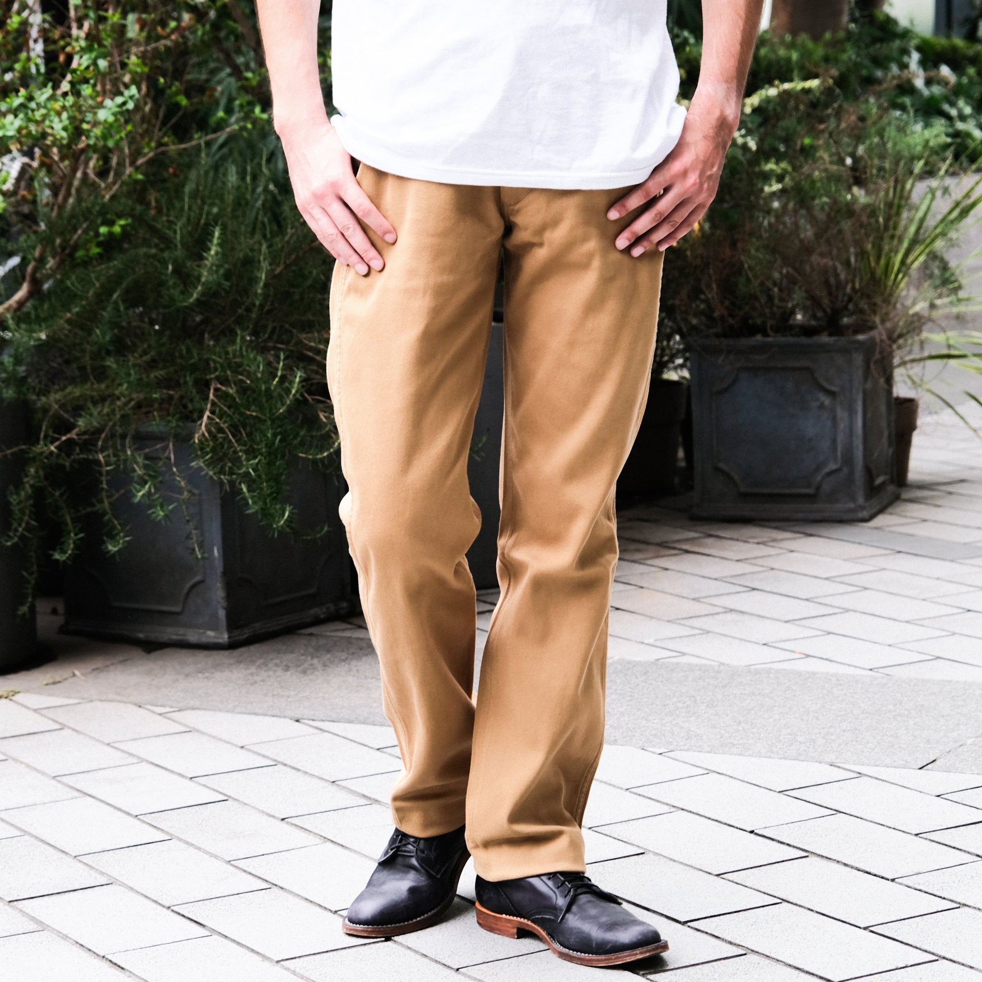 Studio D'Artisan 41 Khaki Chino Pants (Beige)