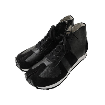 Tabito "Brace" Sneakers (Black)