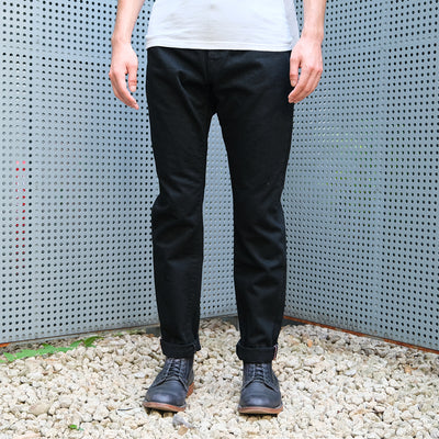 Momotaro 15.7oz. Black GTB Selvedge Jeans (Narrow Tapered)