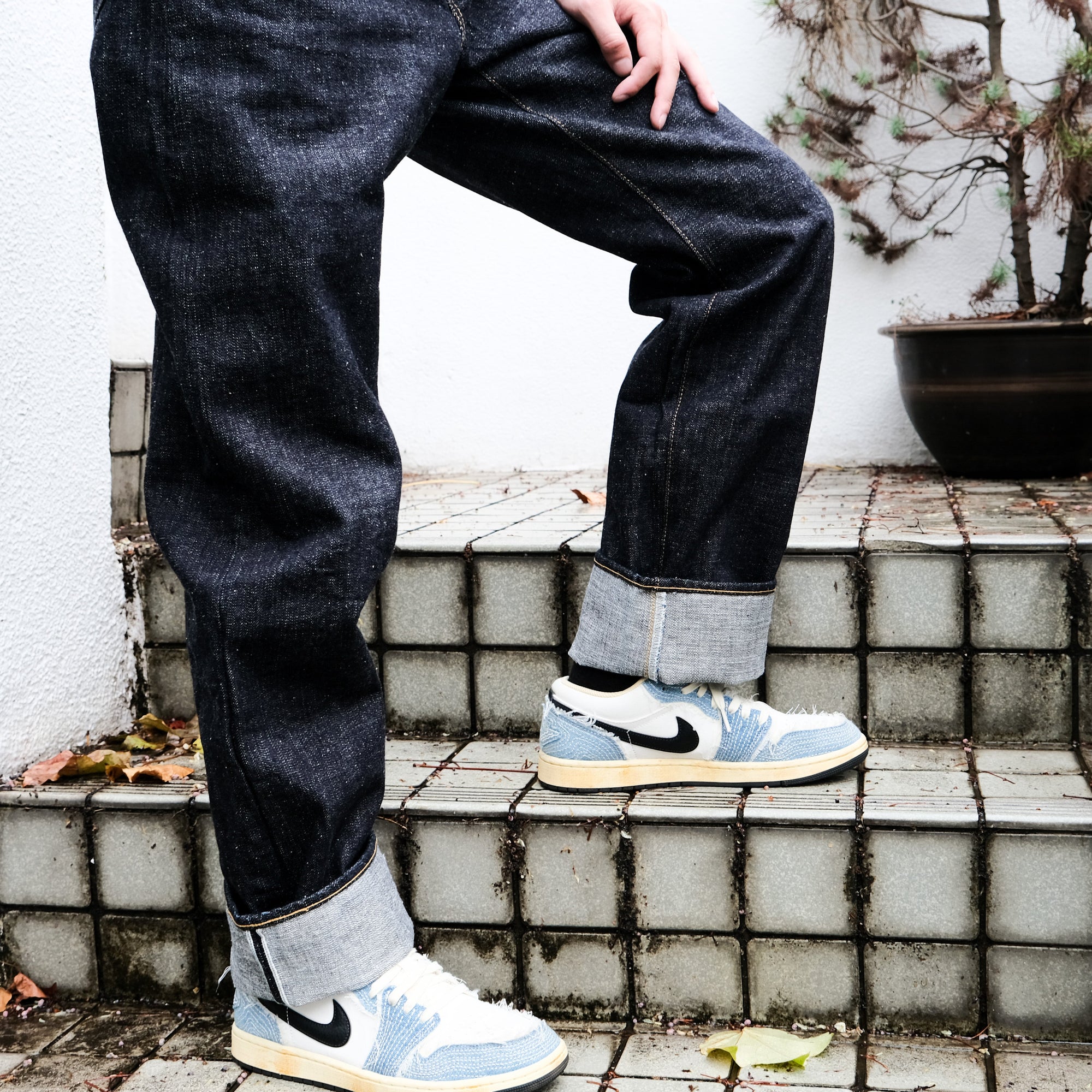 Omoto Denim 0811 15.5oz. Slub x Nep Selvedge Jeans (Wide Straight)