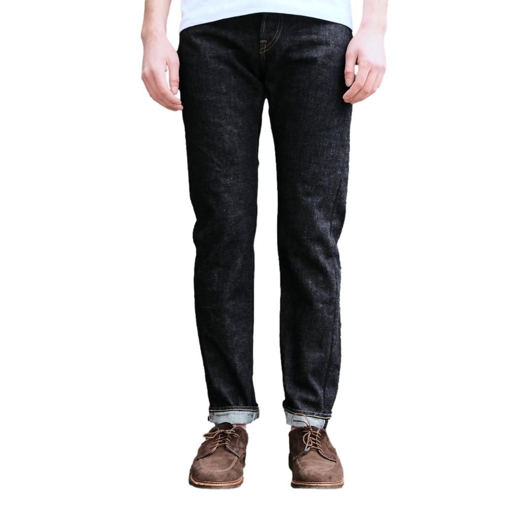 Momotaro "Classic" Selvedge Jeans (Slim Tapered)