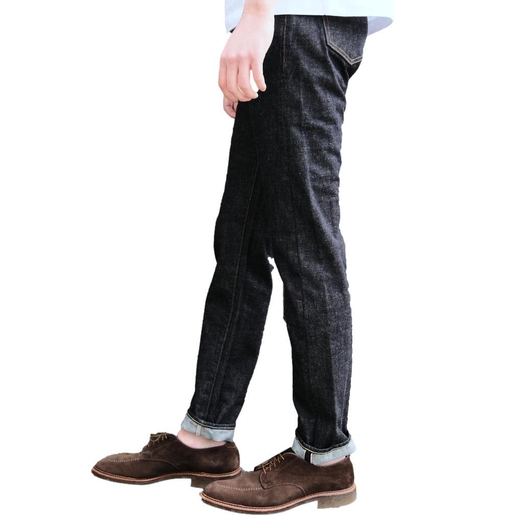 Momotaro "Classic" Selvedge Jeans (Slim Tapered)