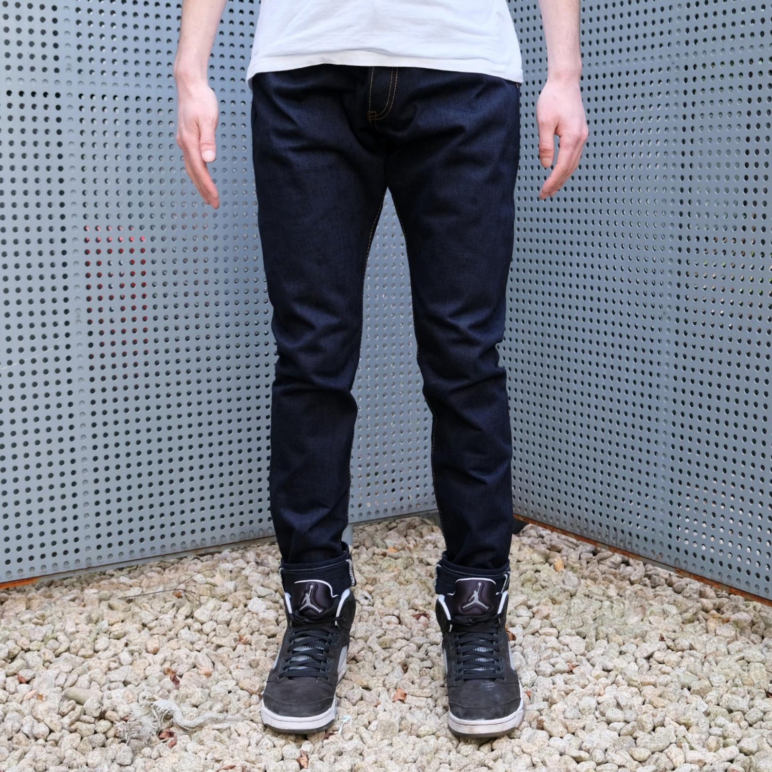 Jeans and sneakers 219 store